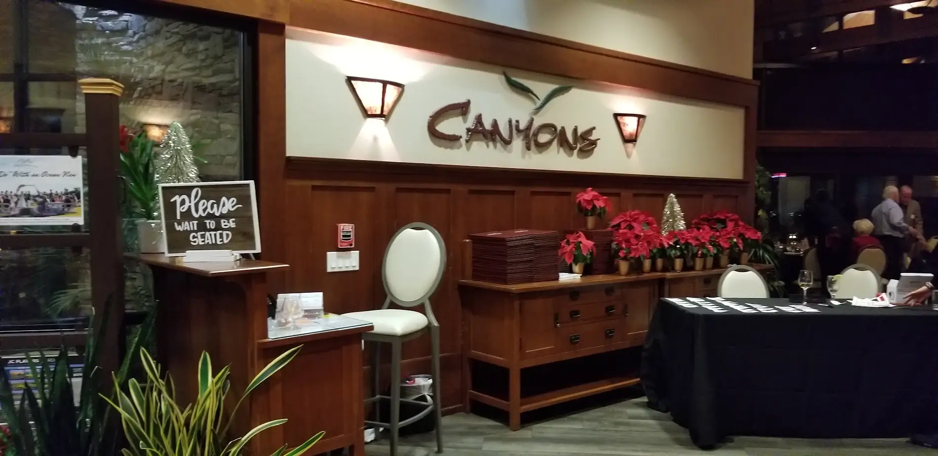 Canyons Restaurant at The Crossings at Carlsbad